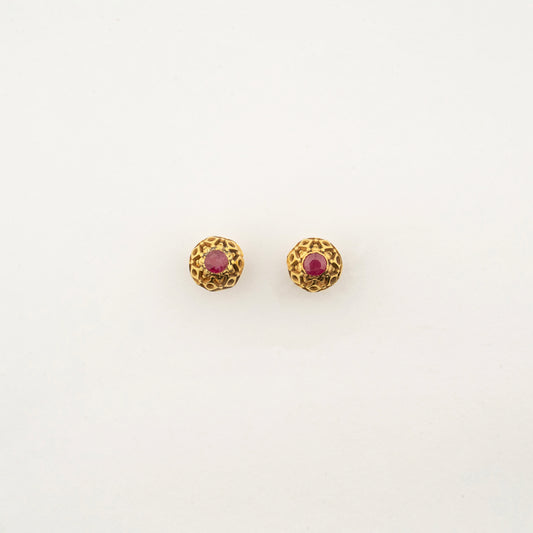 Ravikara Studs