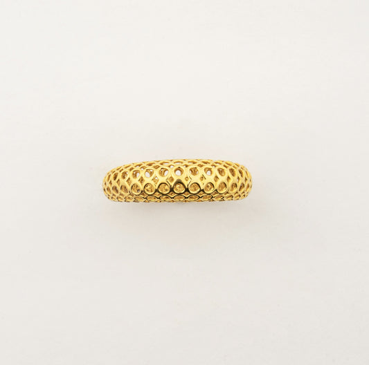 Sculptyx Domaris Aurea handcrafted 22K gold domed textured band ring featuring an elegant woven finish and timeless luxury.