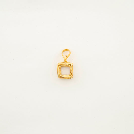 Sculptyx Vertex Vault handcrafted 18K gold geometric pendant featuring a minimalist cube-inspired design with a polished finish.